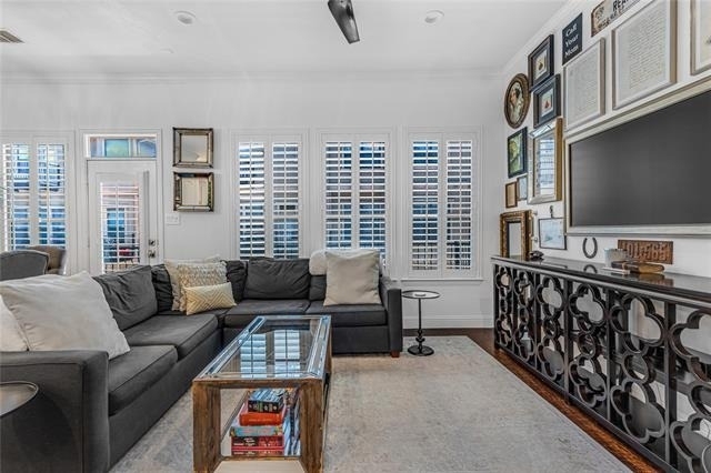 5744 Robbie Road - Photo 11