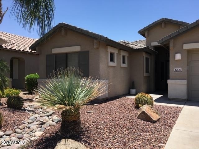 42589 W Venture Road - Photo 0