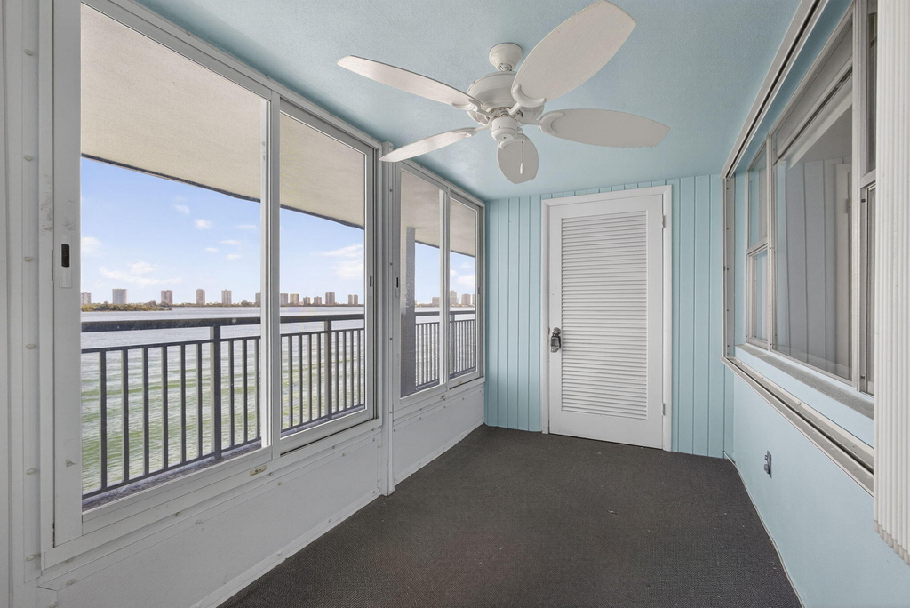 100 Shore Court - Photo 25