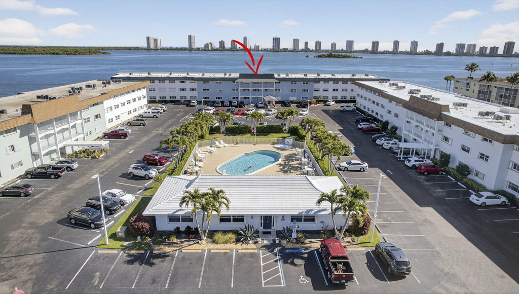 100 Shore Court - Photo 48