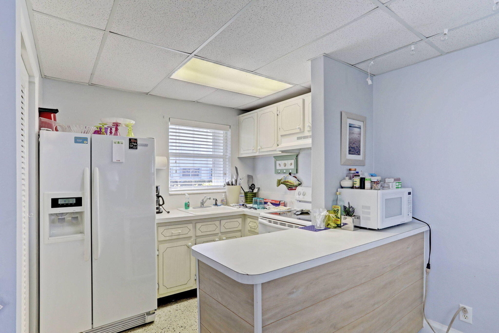 100 Shore Court - Photo 52