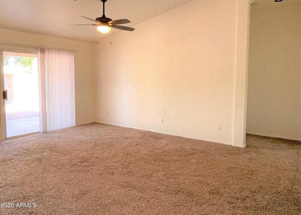 16001 N 50th Avenue - Photo 8