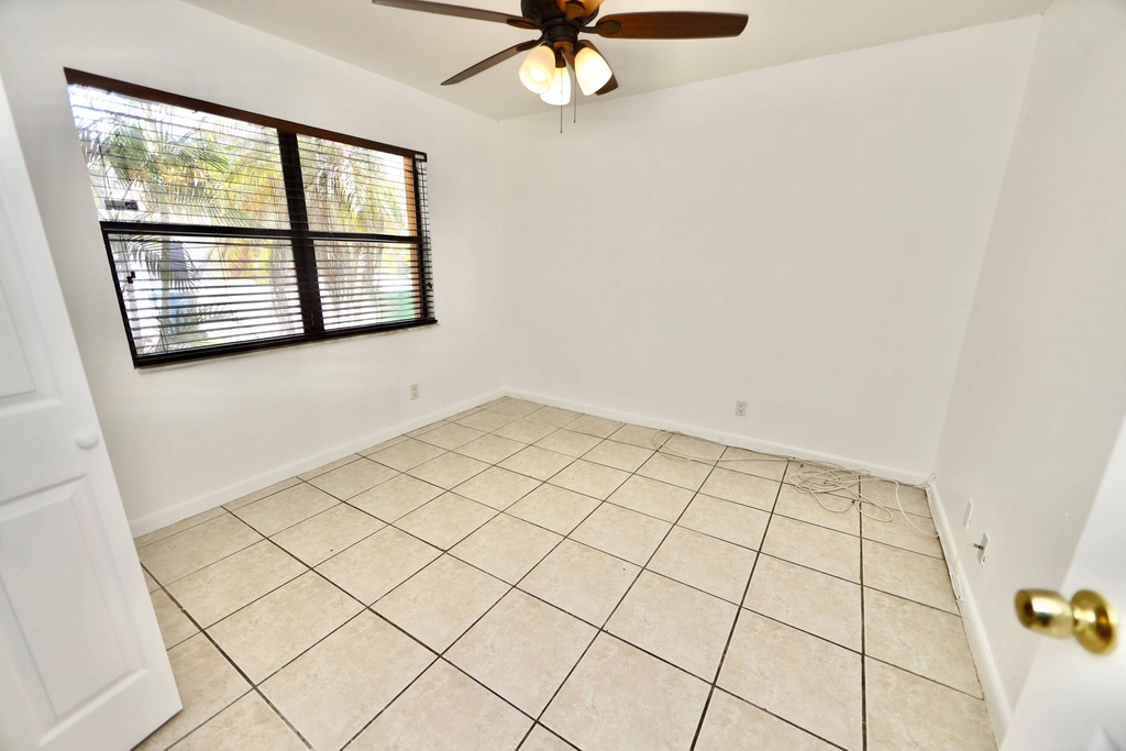 5953 Nw 24th Court - Photo 7