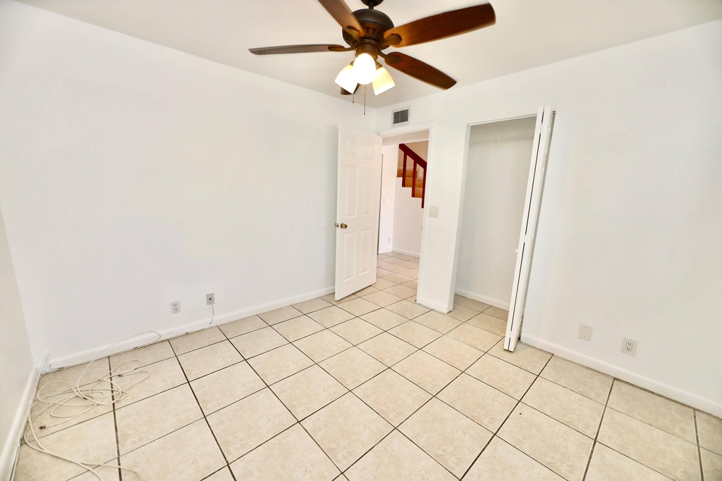 5953 Nw 24th Court - Photo 10