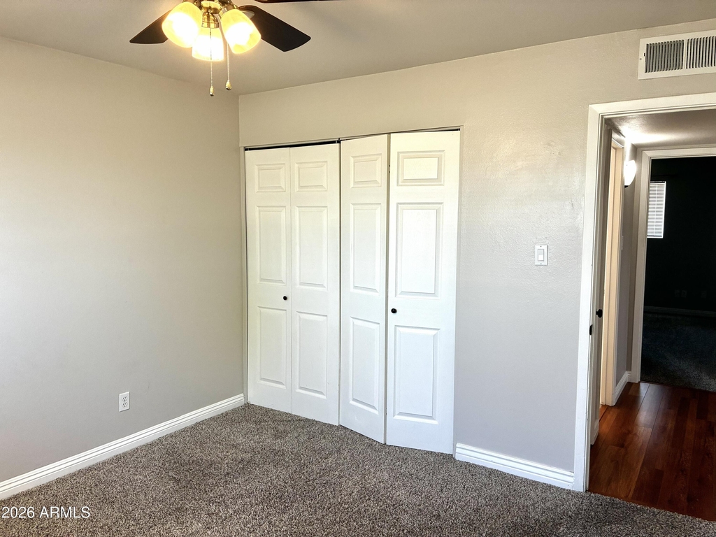 523 E Malibu Drive - Photo 18