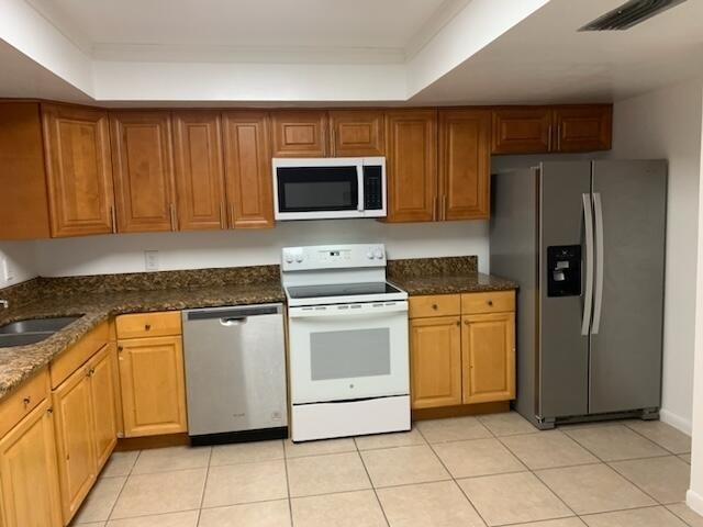 10070 Nw 36th Street - Photo 1