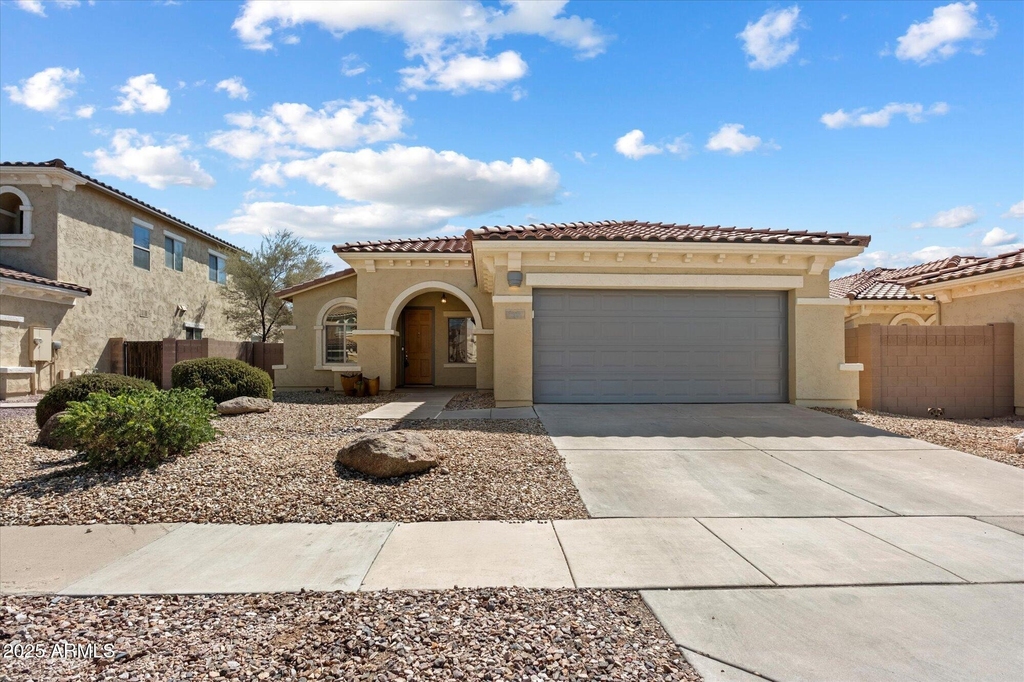 949 E Indian Wells Place - Photo 1