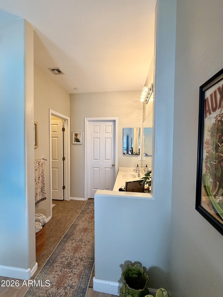 525 N Miller Road - Photo 14