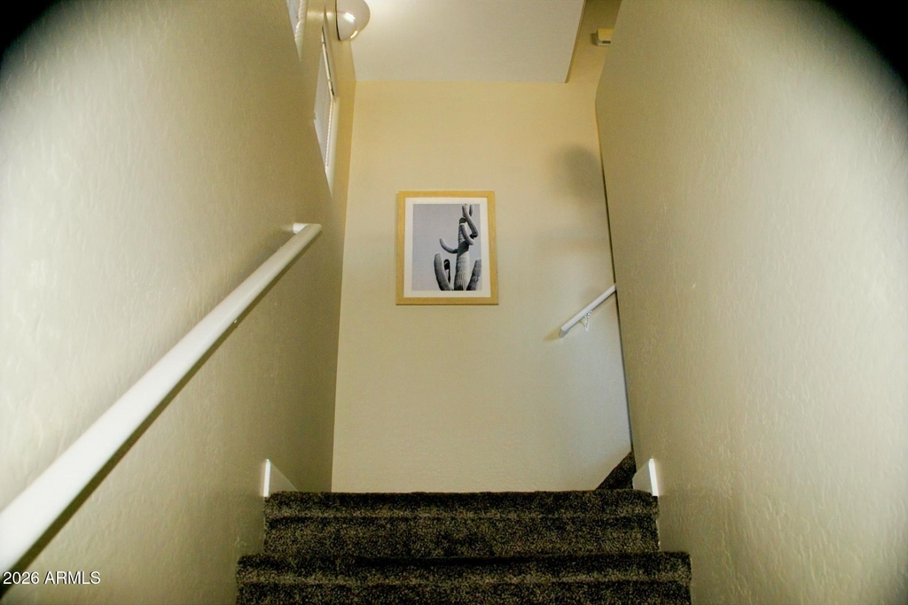 525 N Miller Road - Photo 9