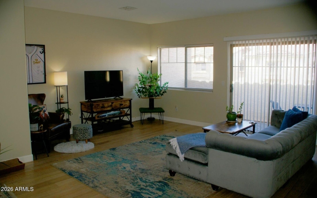 525 N Miller Road - Photo 8