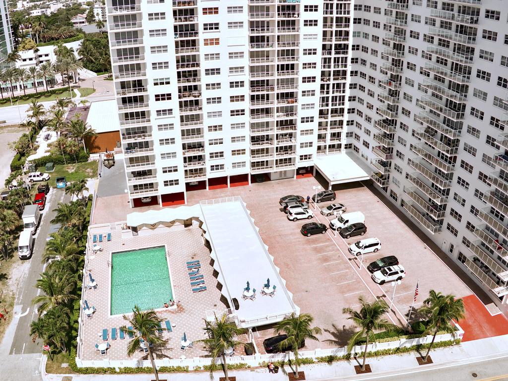 111 N Pompano Beach Boulevard - Photo 29