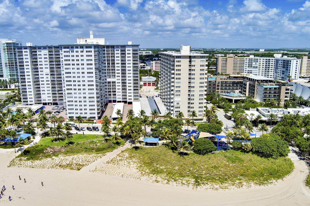 111 N Pompano Beach Boulevard - Photo 33