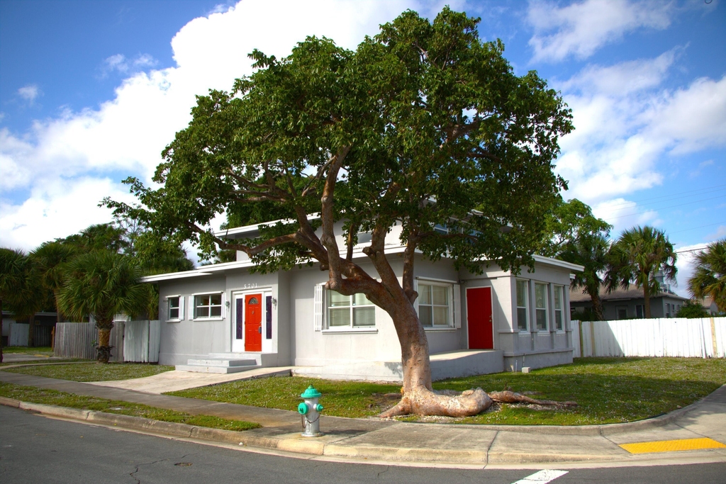 5701 N Flagler Drive - Photo 2