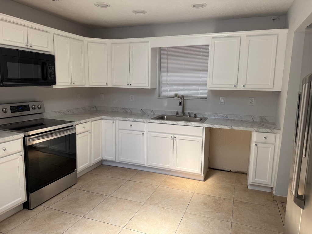 3830 Davis Road - Photo 11