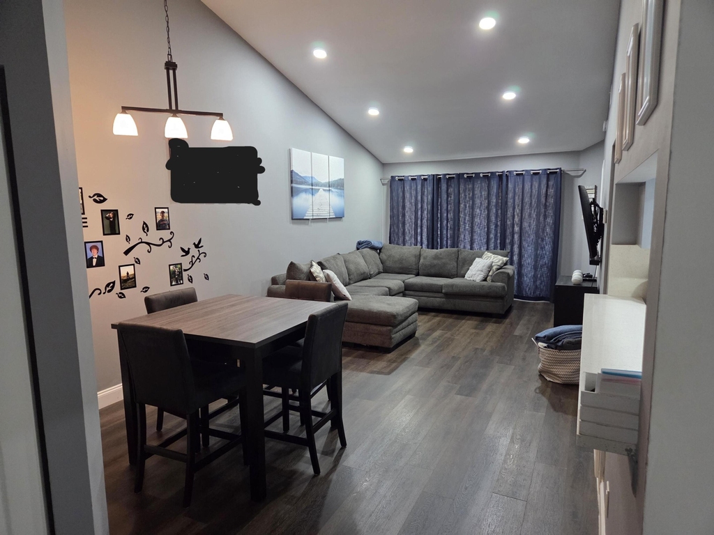 1020 Coral Club Drive - Photo 2
