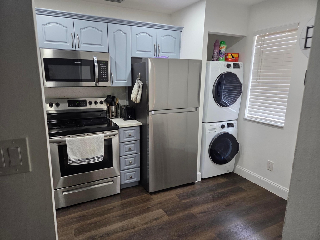 1020 Coral Club Drive - Photo 1