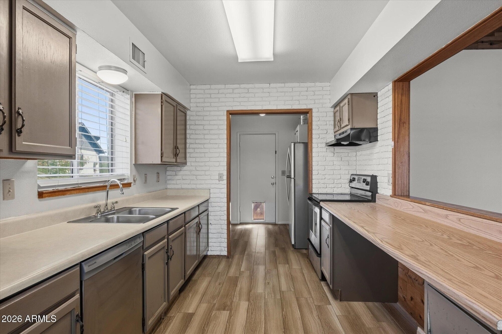 1055 N Recker Road - Photo 8