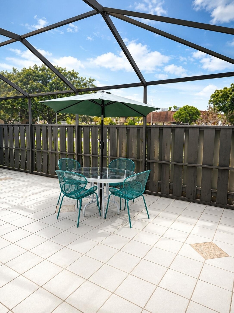 1433 Captains Walk - Photo 11