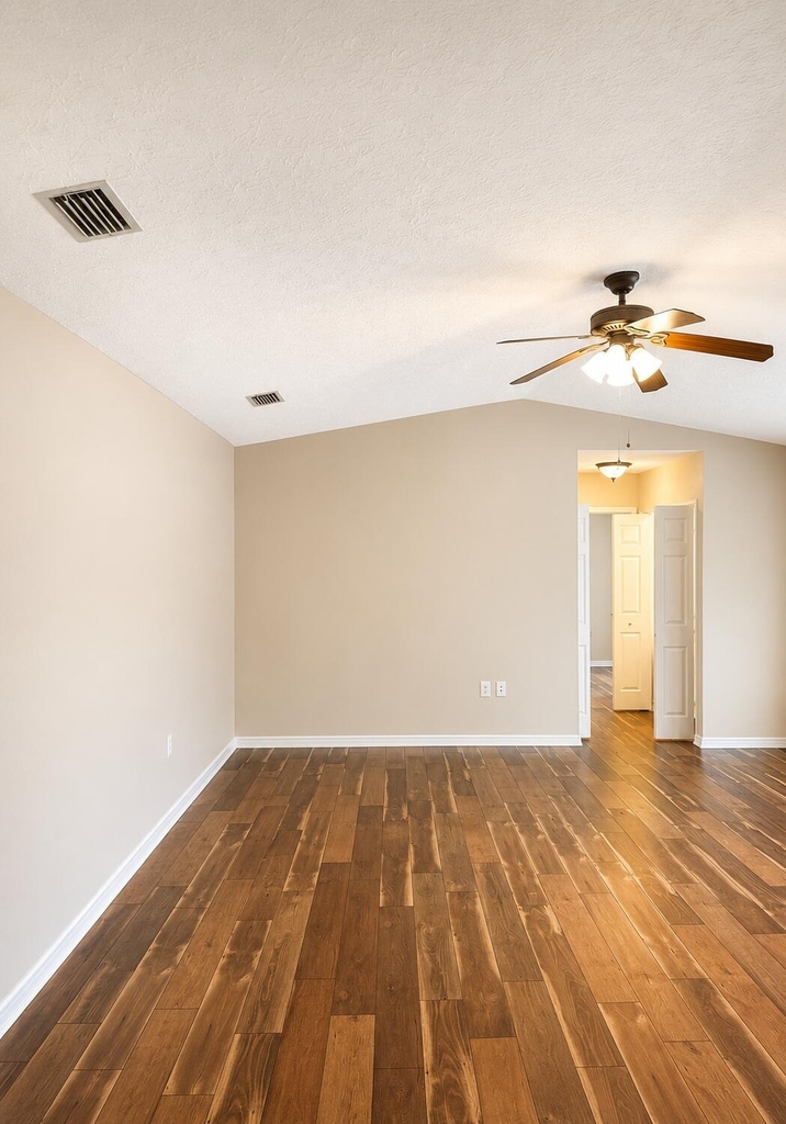 1433 Captains Walk - Photo 4