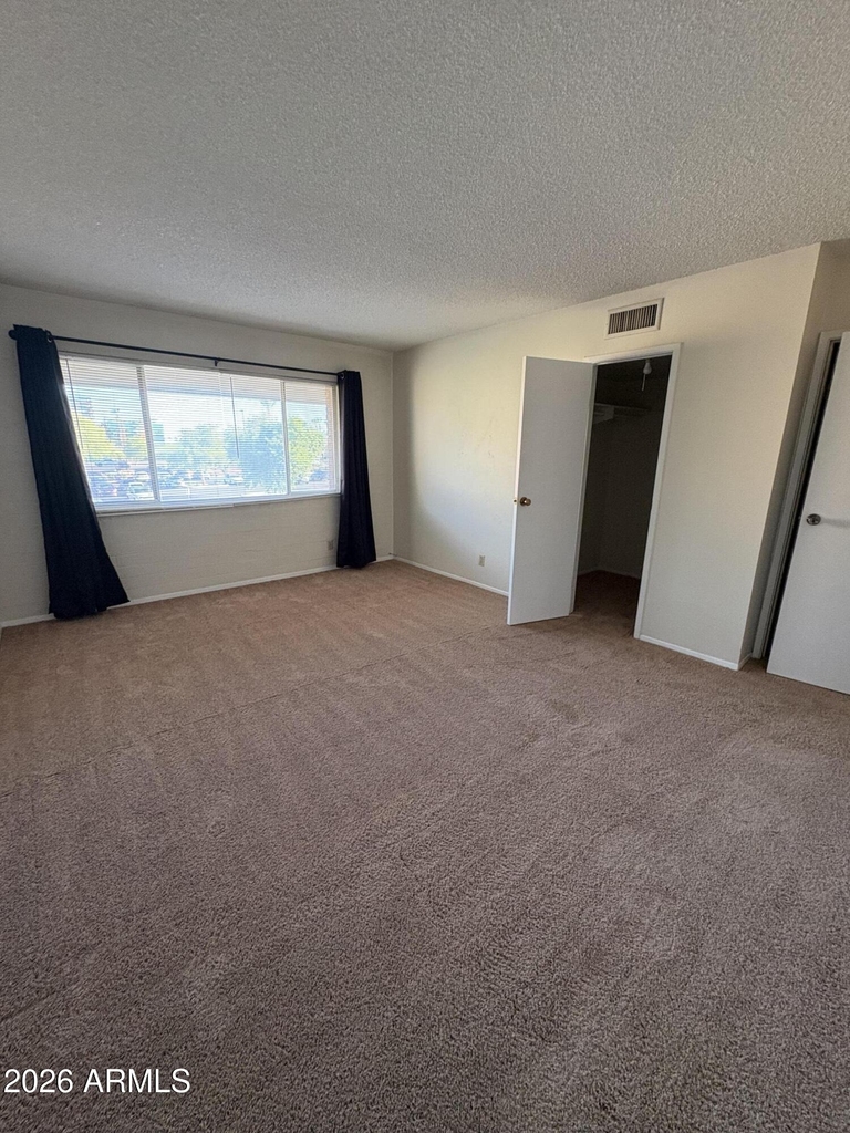 4701 N 68th Street - Photo 8