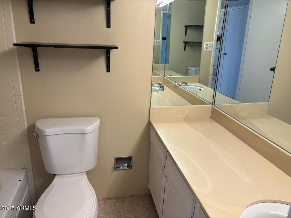 4701 N 68th Street - Photo 7