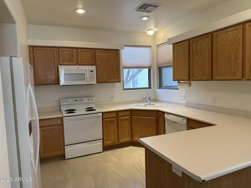 17012 E Salida Drive - Photo 5