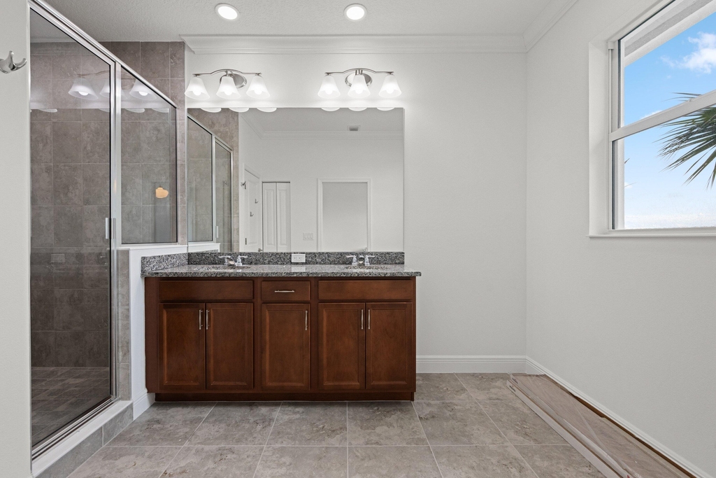 4574 Longwood Lake Square - Photo 19