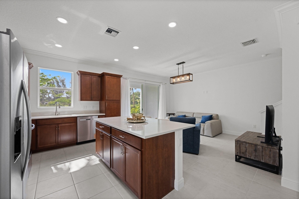 4574 Longwood Lake Square - Photo 10