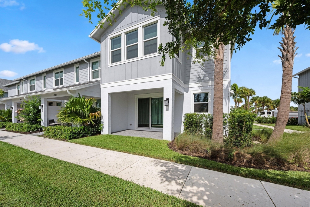 4574 Longwood Lake Square - Photo 28