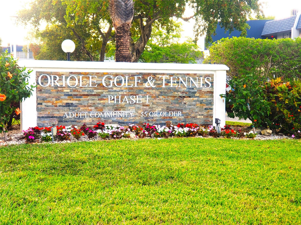 7897 Golf Circle Drive - Photo 4
