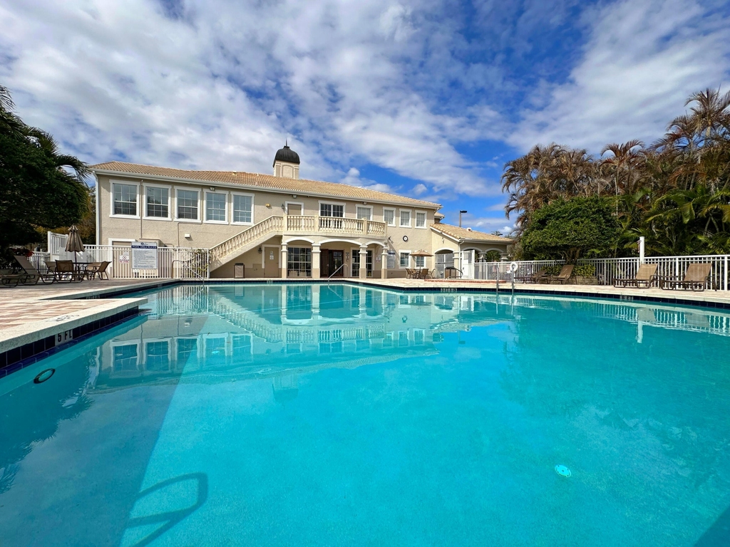132 Sw Peacock Boulevard - Photo 30