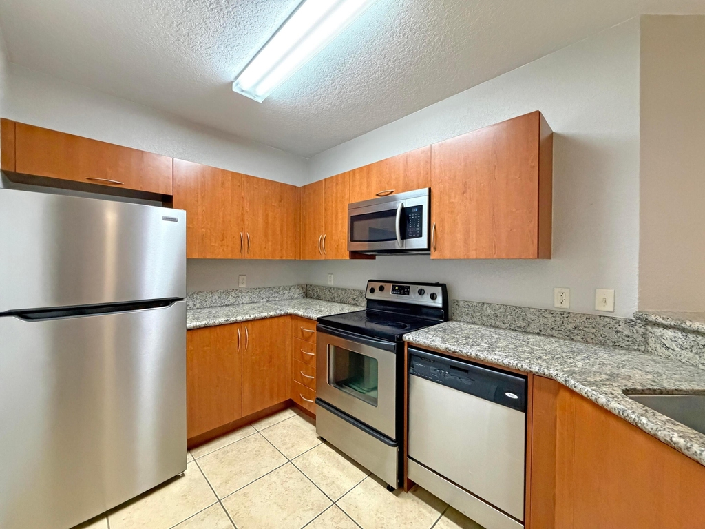 132 Sw Peacock Boulevard - Photo 9