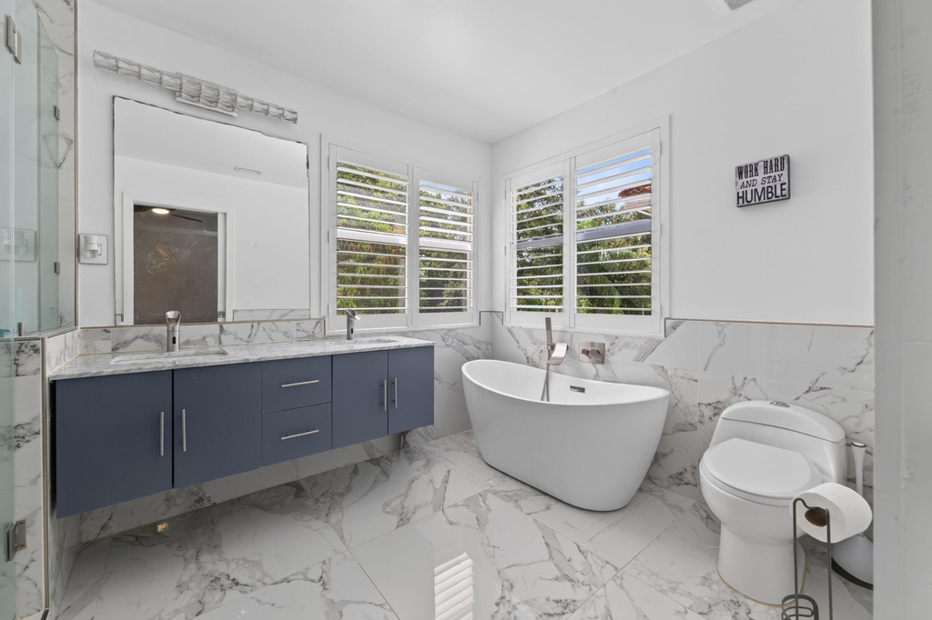 6544 Adriatic Way - Photo 10