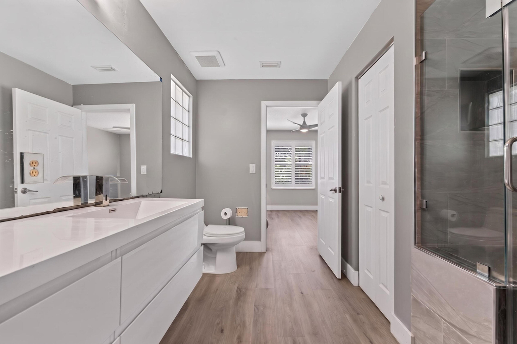 6544 Adriatic Way - Photo 17