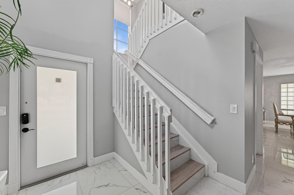 6544 Adriatic Way - Photo 3