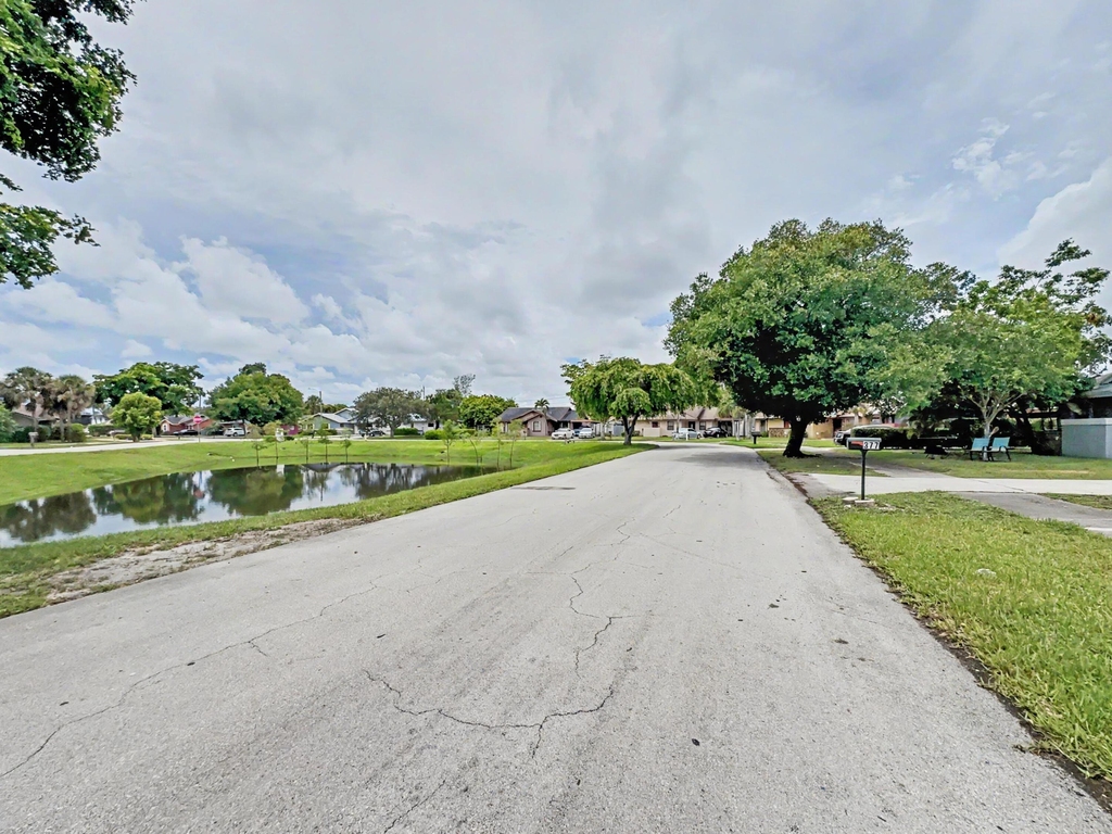 378 Nw 2nd Way - Photo 10