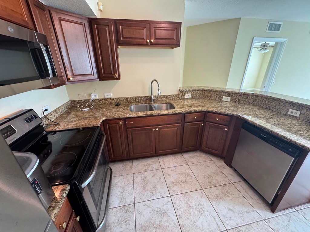 201 Villa Circle - Photo 14