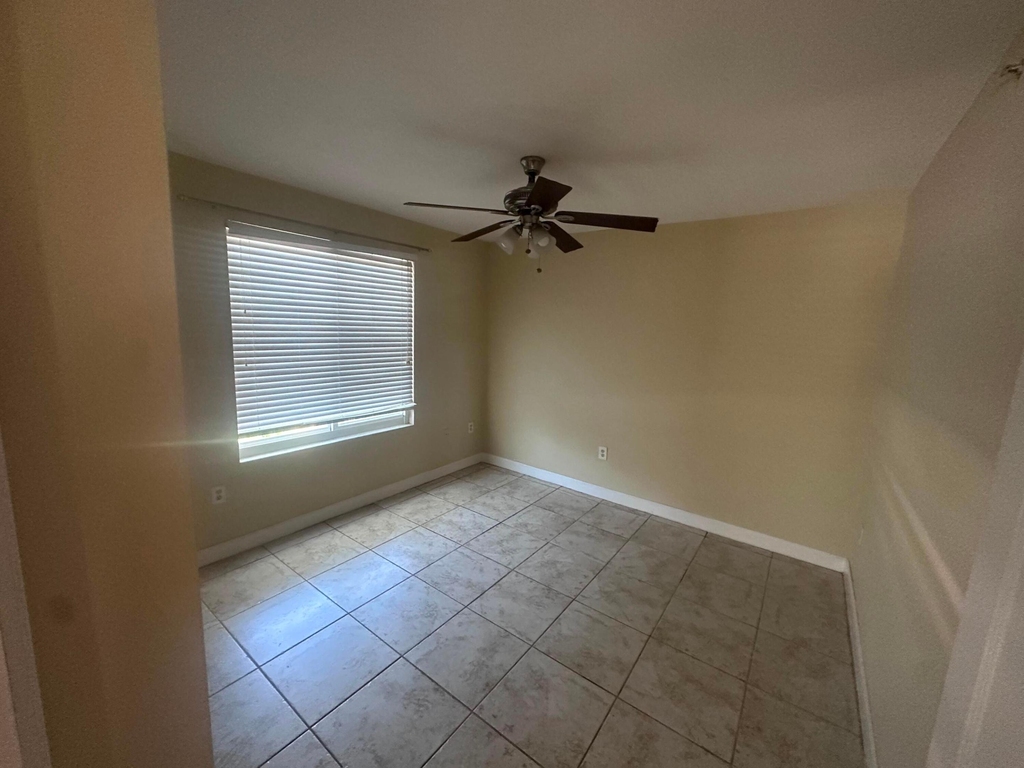 201 Villa Circle - Photo 27
