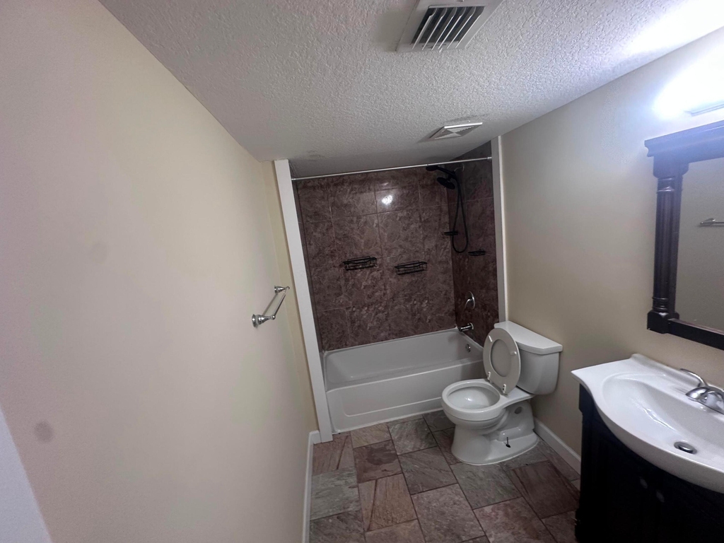201 Villa Circle - Photo 26