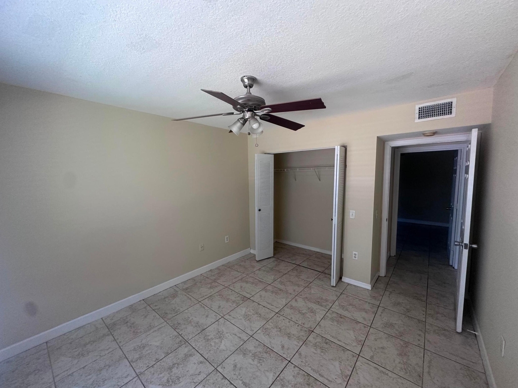 201 Villa Circle - Photo 29