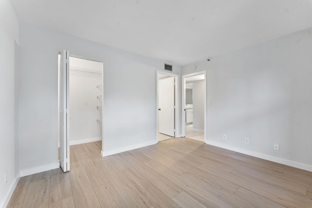 20 Royal Palm Way - Photo 20