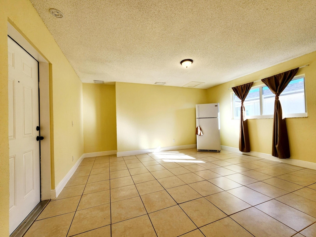4471 Sw 54th Court - Photo 4