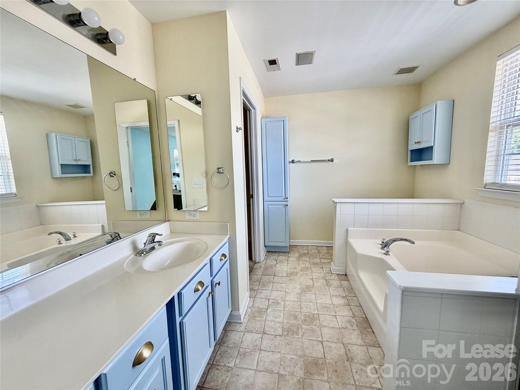 255 Horizon Circle - Photo 14