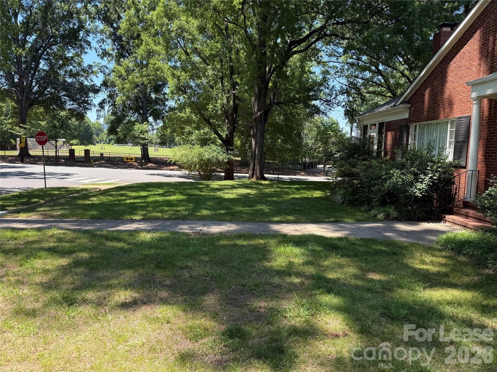 701 Berkeley Avenue - Photo 12