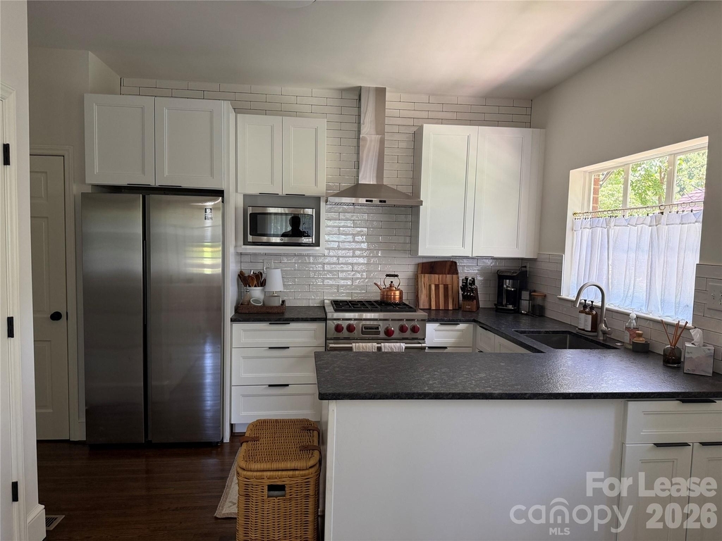 701 Berkeley Avenue - Photo 3