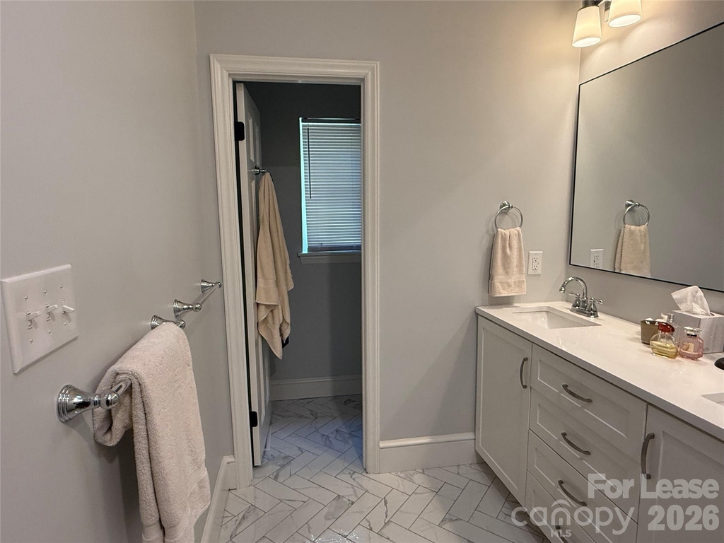 701 Berkeley Avenue - Photo 7