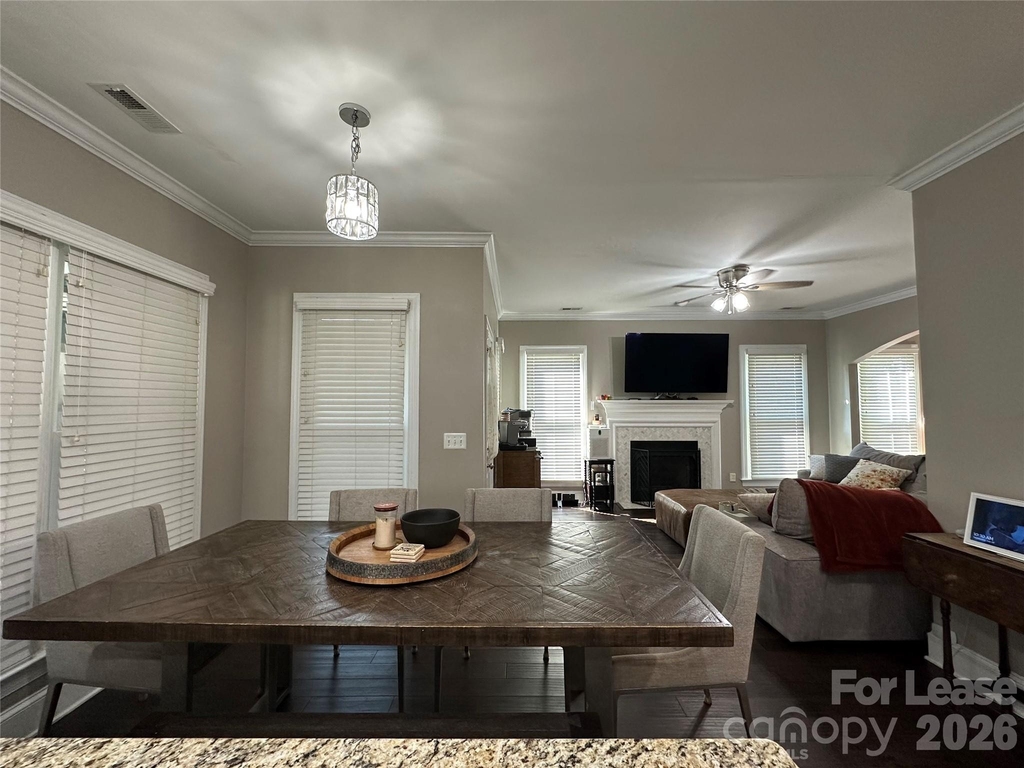 819 Stargard Court - Photo 12