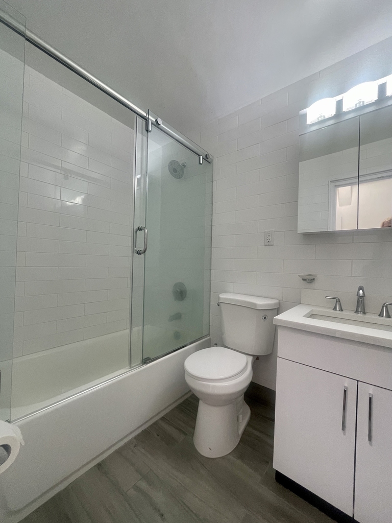 219 East 69th Street, PHA - Photo 6