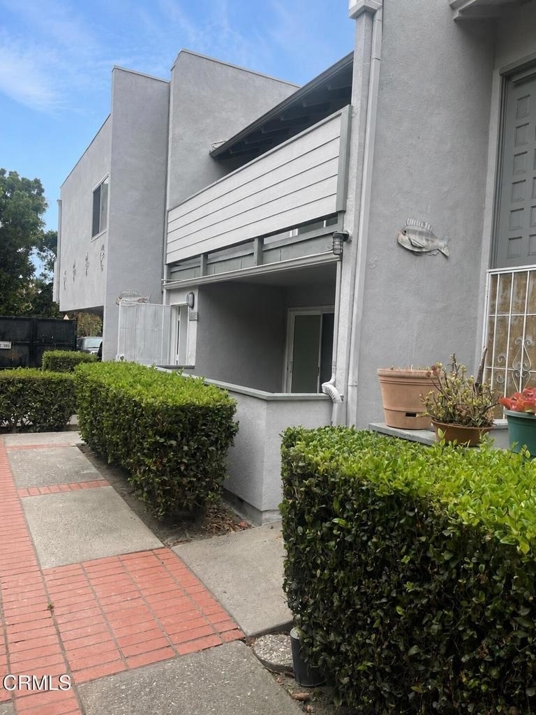 2665 E Harbor Boulevard - Photo 0