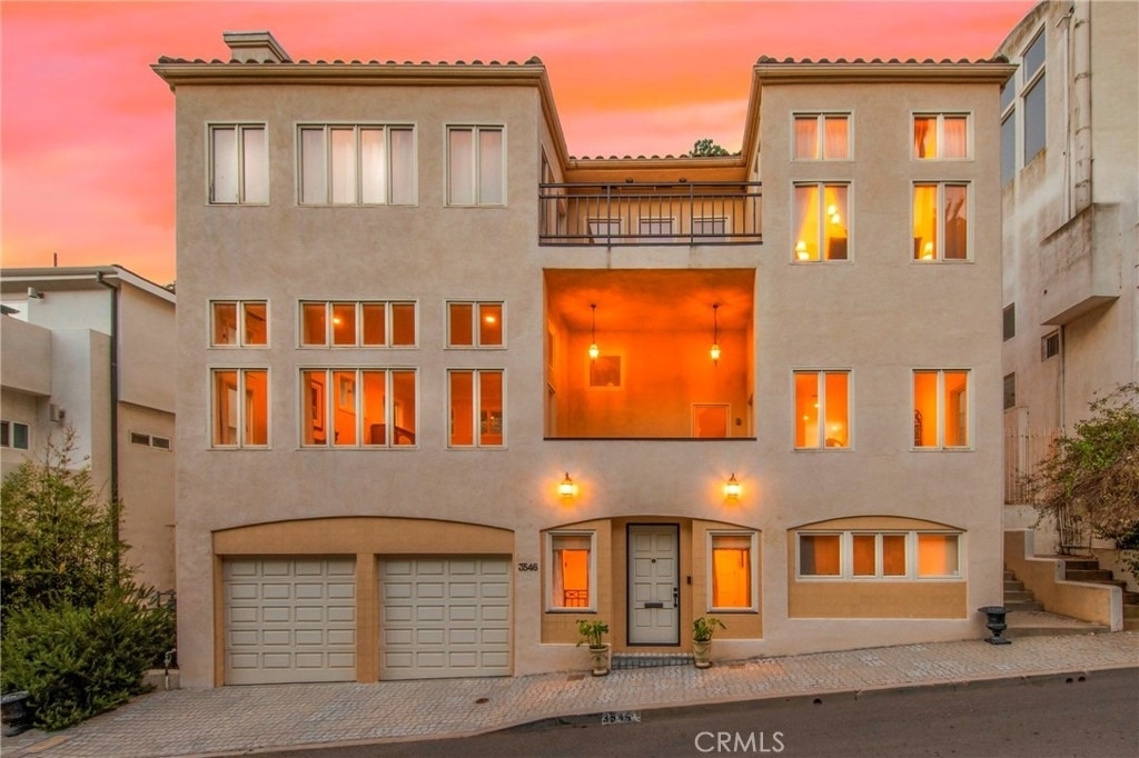 3546 Dixie Canyon - Photo 0